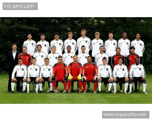 亚洲足球巨星:十大传奇球员排名榜 亚洲足球巨星:十大传奇球员排名榜