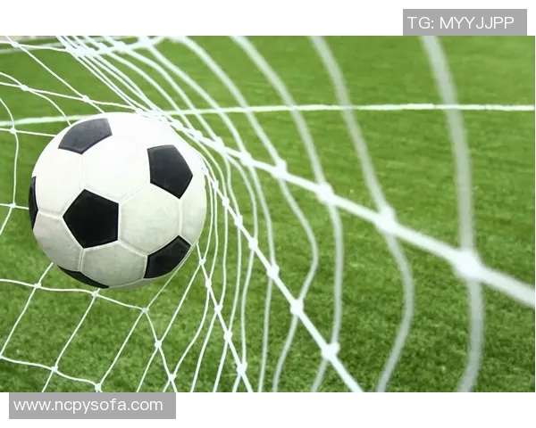 百大足球球星卡通形象壁纸精选展示足球魅力与个性风采