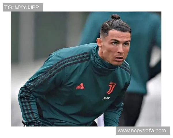 足球明星独特发型盘点 不同风格背后的时尚与个性展示